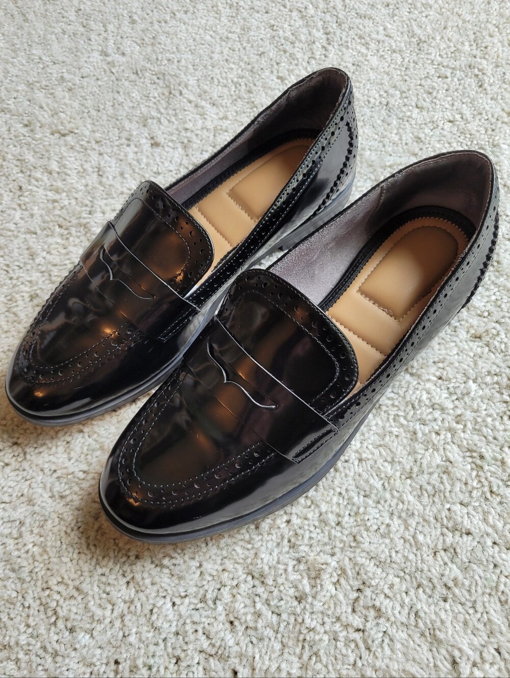 Womens Black Leather Penny Loafers Kelly & Katies black patent Finish Like New 8